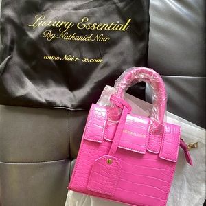 Nathaniel Noir The bordeaux croc mini (hot pink)